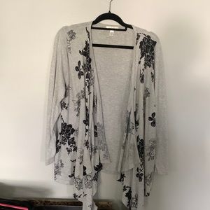 Dressbarn Size 18/20 Floral Cardigan
